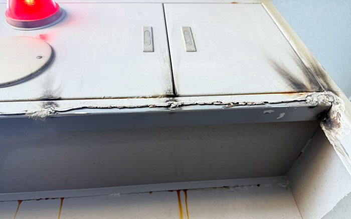 消火栓ボックス溶接